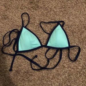 NWOT PINK triangle bikini top xs